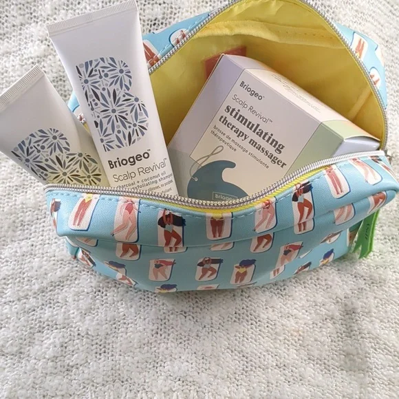 Briogeo Scalp Revival Bundle, 2x 59ml/2.0fl oz & Massager Tool - Picture 11 of 12